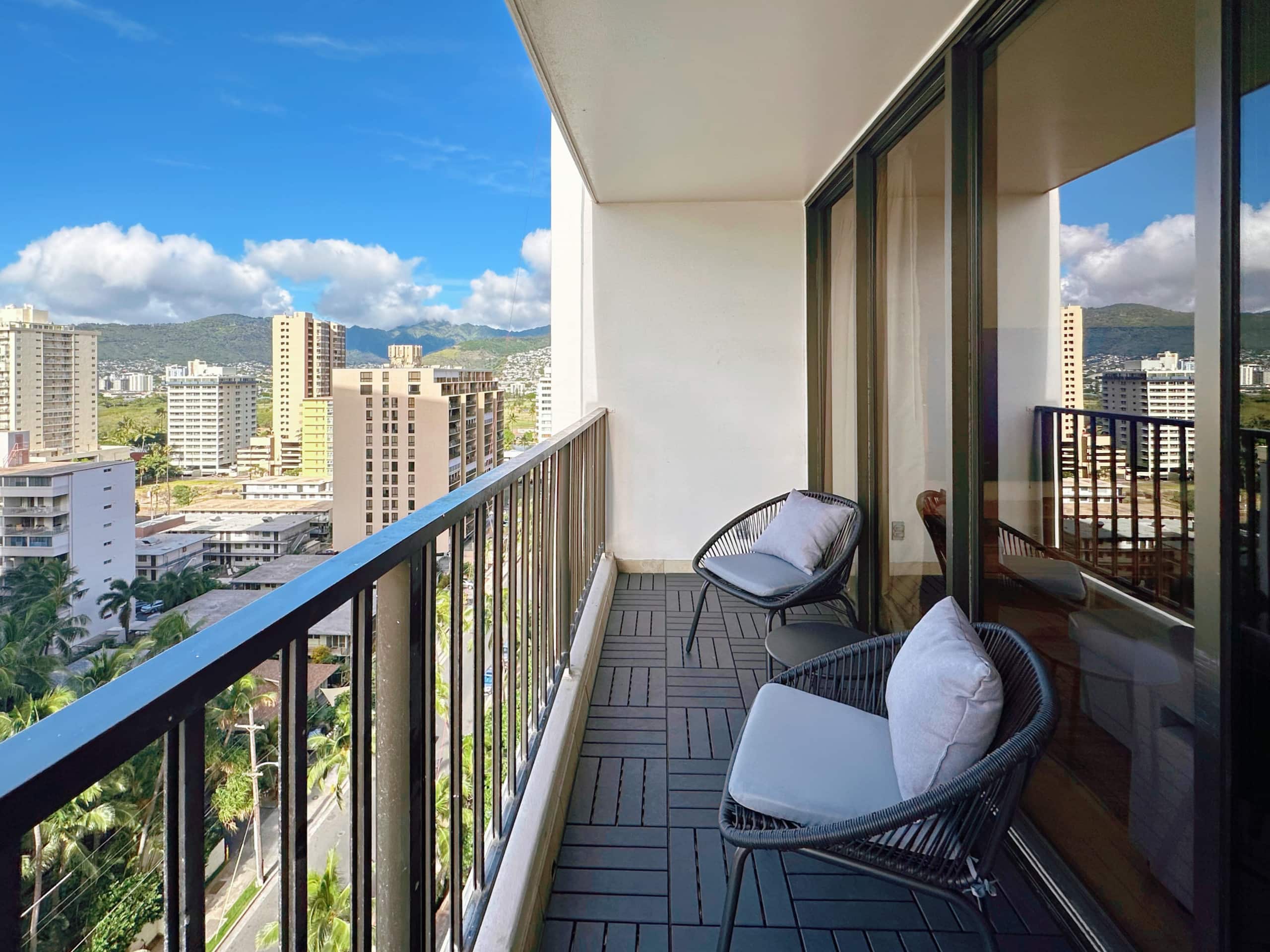 Modern & Chic Premium 1BR-Waikiki Beach w/Parking~ - Image 35