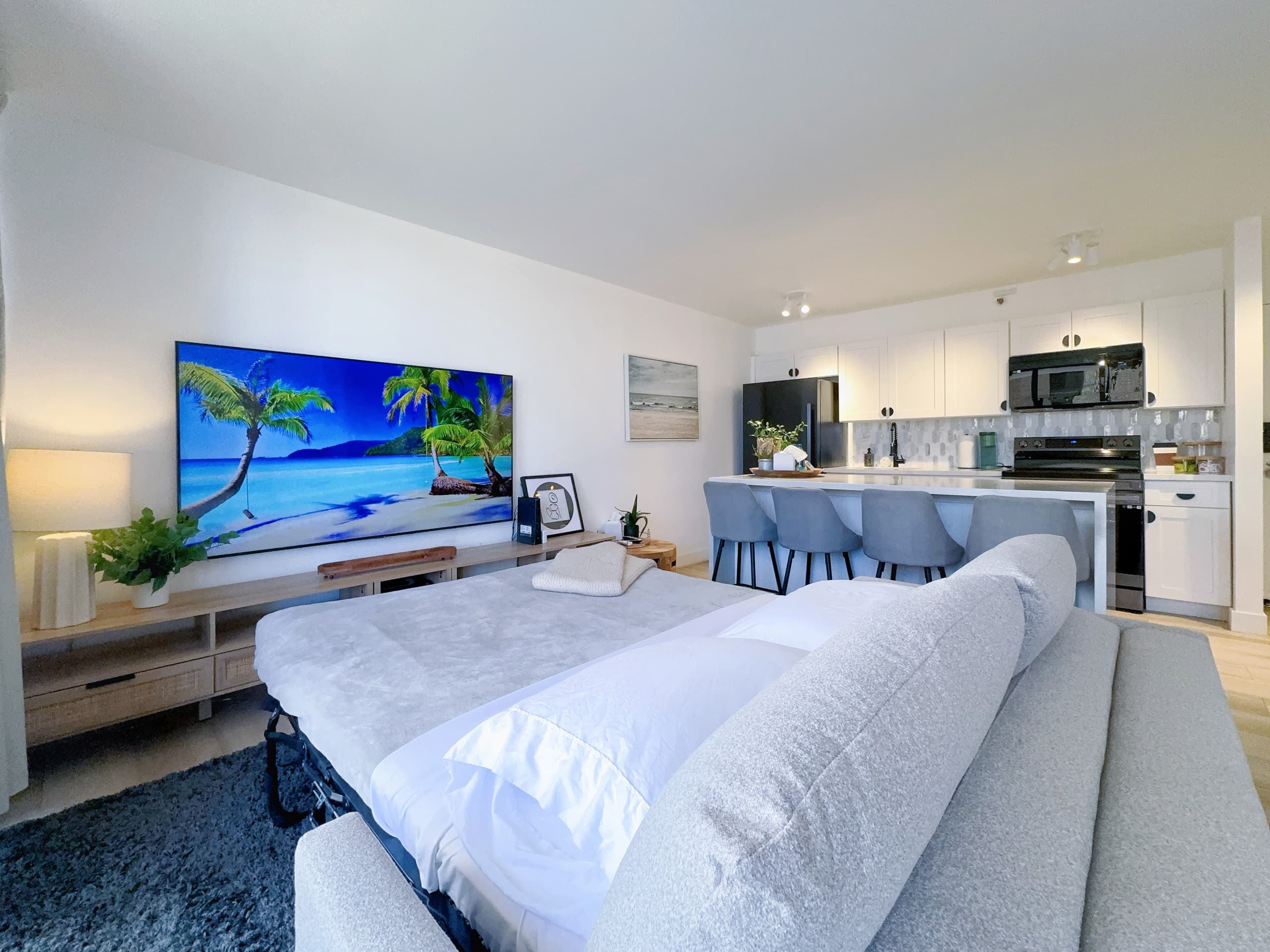 Modern & Chic Premium 1BR-Waikiki Beach w/Parking~ - Image 11