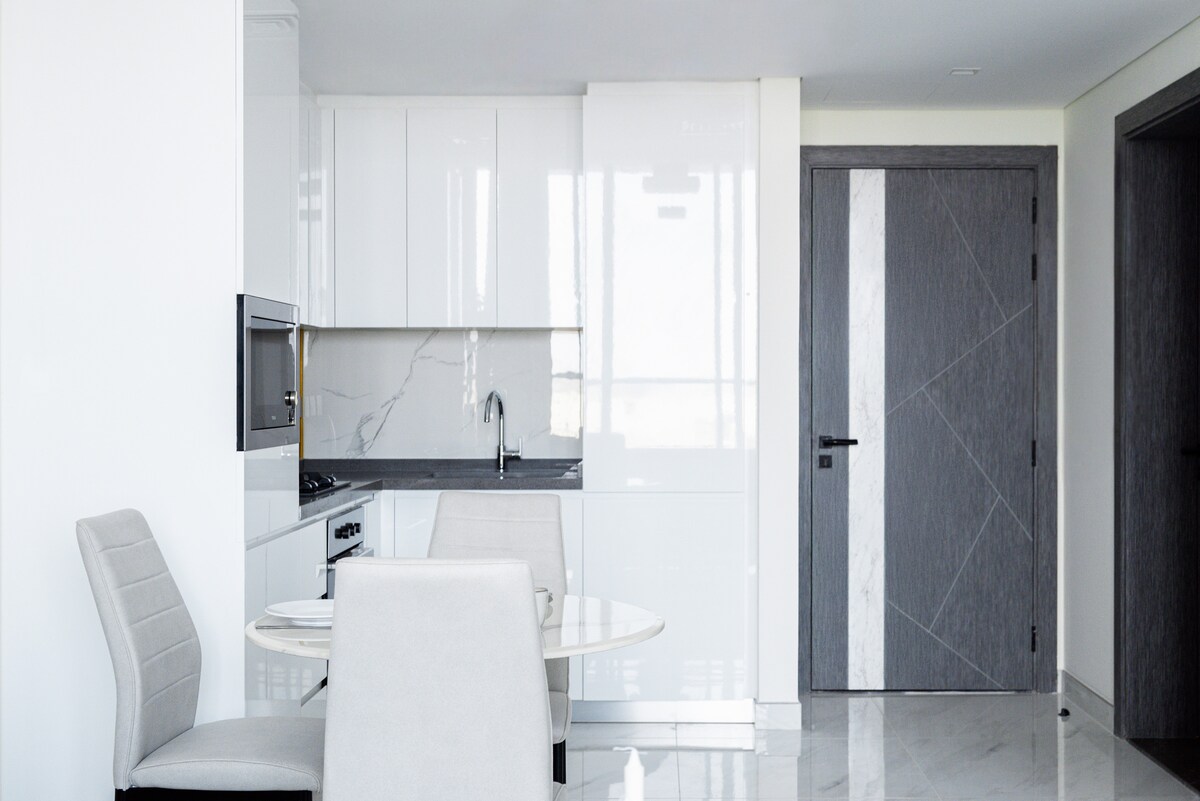 Top Airbnb: Samana park view in Al Barsha South Third