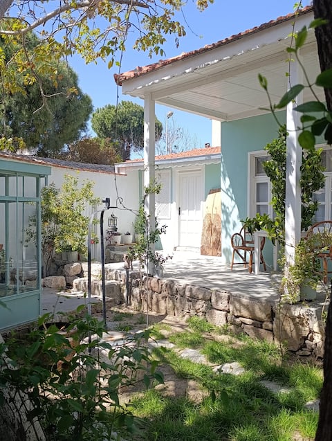 Voda • House w/ Courtyard in Pergamon Old Town