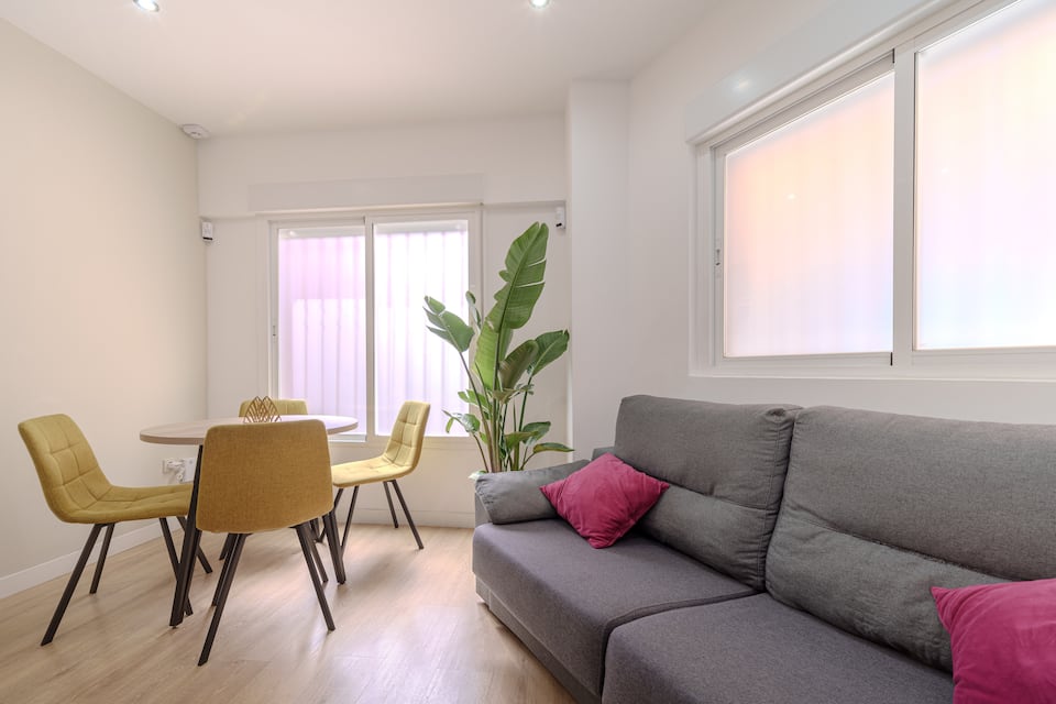Apartment in La Latina for 6, just a stone's throw from El Rastro. — photo 1