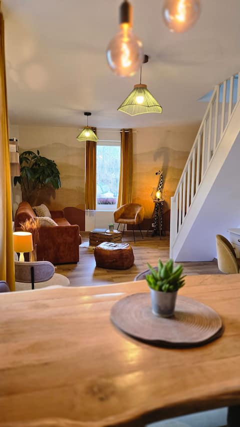 Private Type 2 apartment 61 m2. Free parking