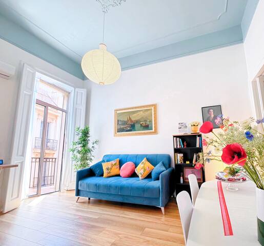 Family&Groups Boutique Stay with Main Square View