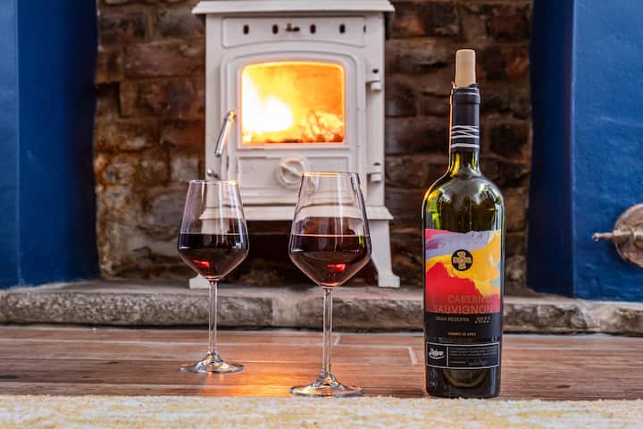 Quaint Pet-friendly Cottage, Log Burner, Courtyard - Nailsworth