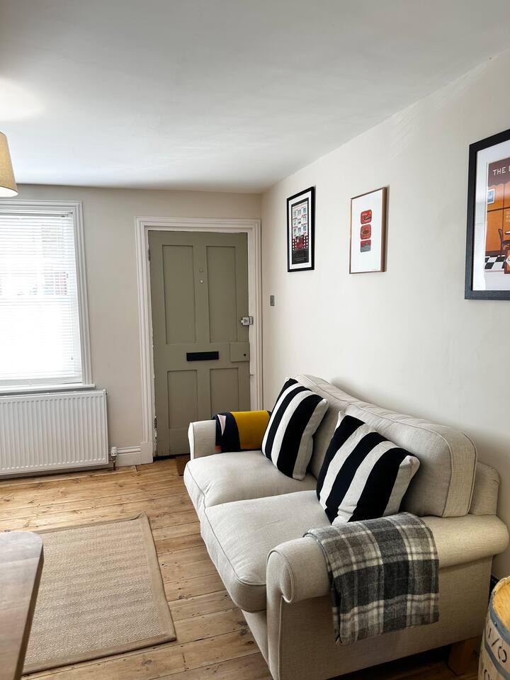 Historic Cottage In Canterbury - Cathedral Views - Kent