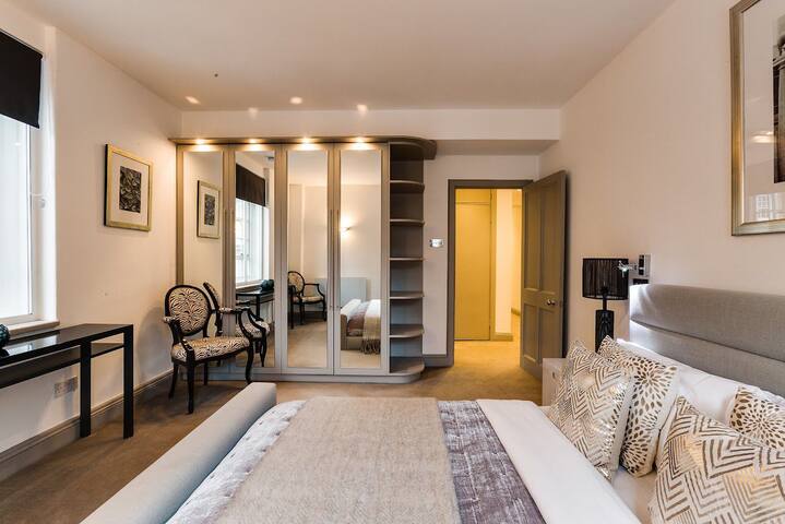 Luxury 2 Bed Chelsea Knightsbridge Horizon gallery image 3
