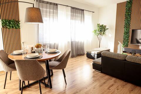 Stylish | City center | Parking