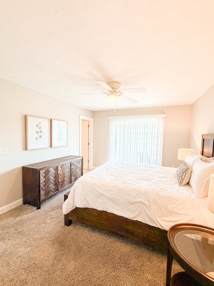 საძინებელი 1