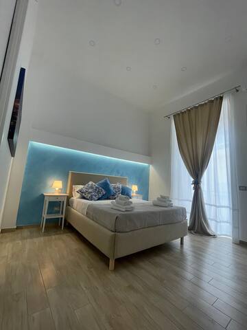 Duomo Luxury Apartment gallery image 4