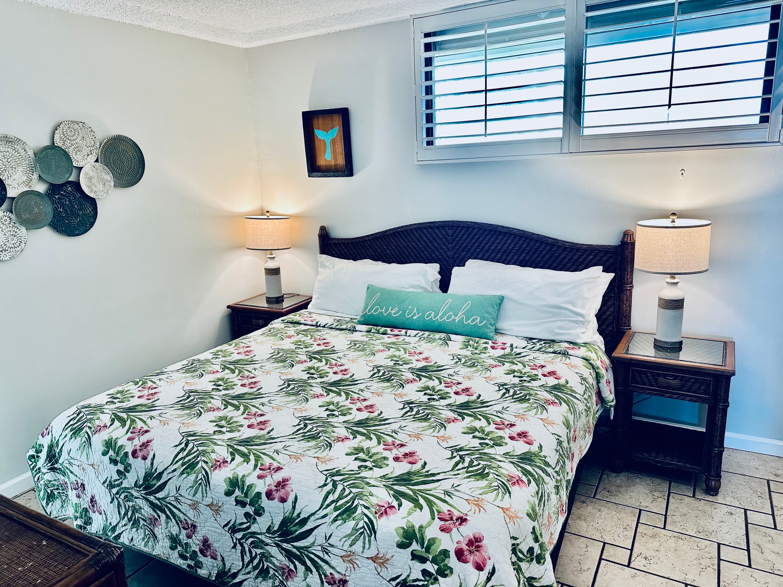 Condo in Lahaina · ★4.97 · 1 bedroom · 2 beds · 1 bath - Image 24