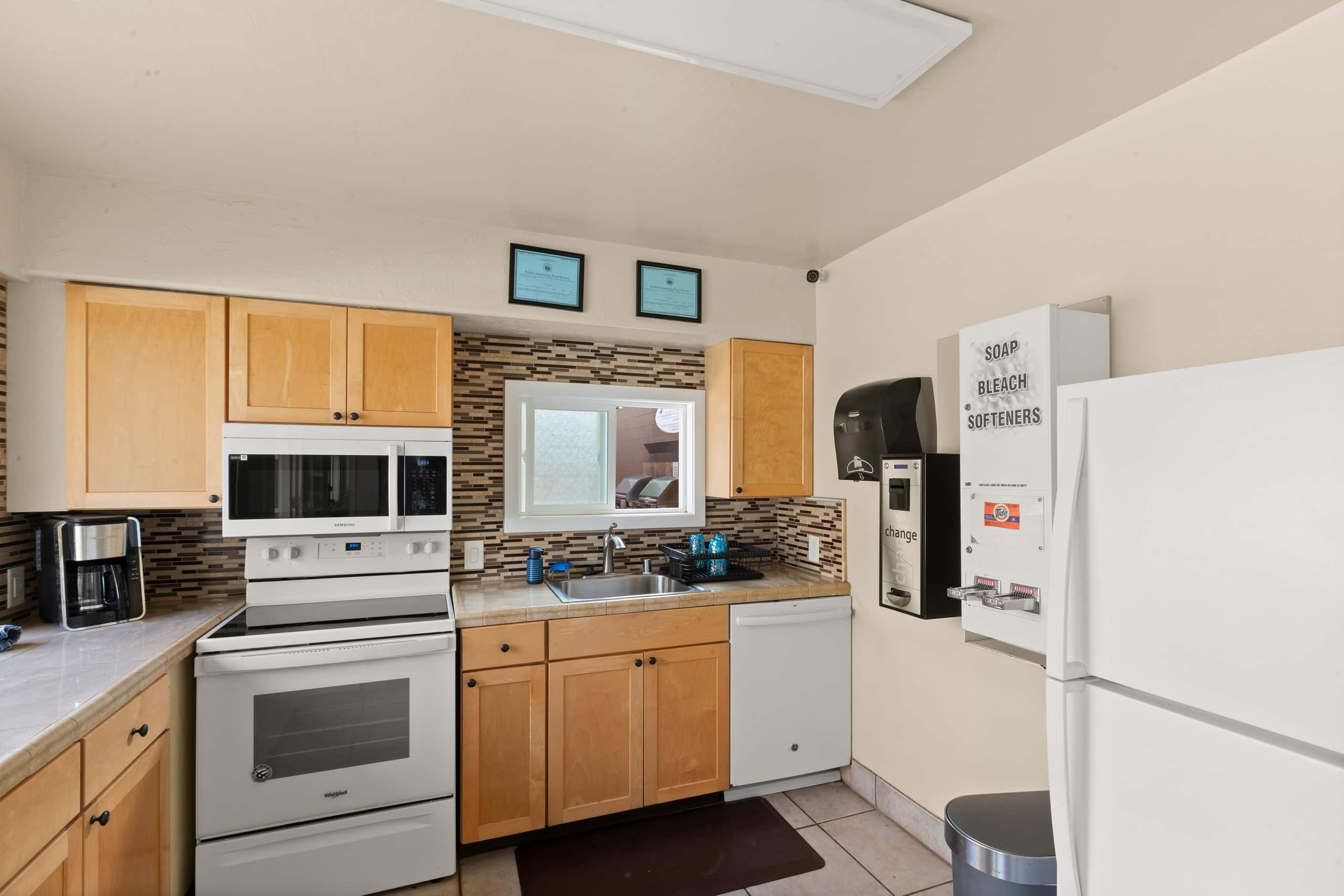 Condo in Lahaina · ★4.97 · 1 bedroom · 2 beds · 1 bath - Image 64
