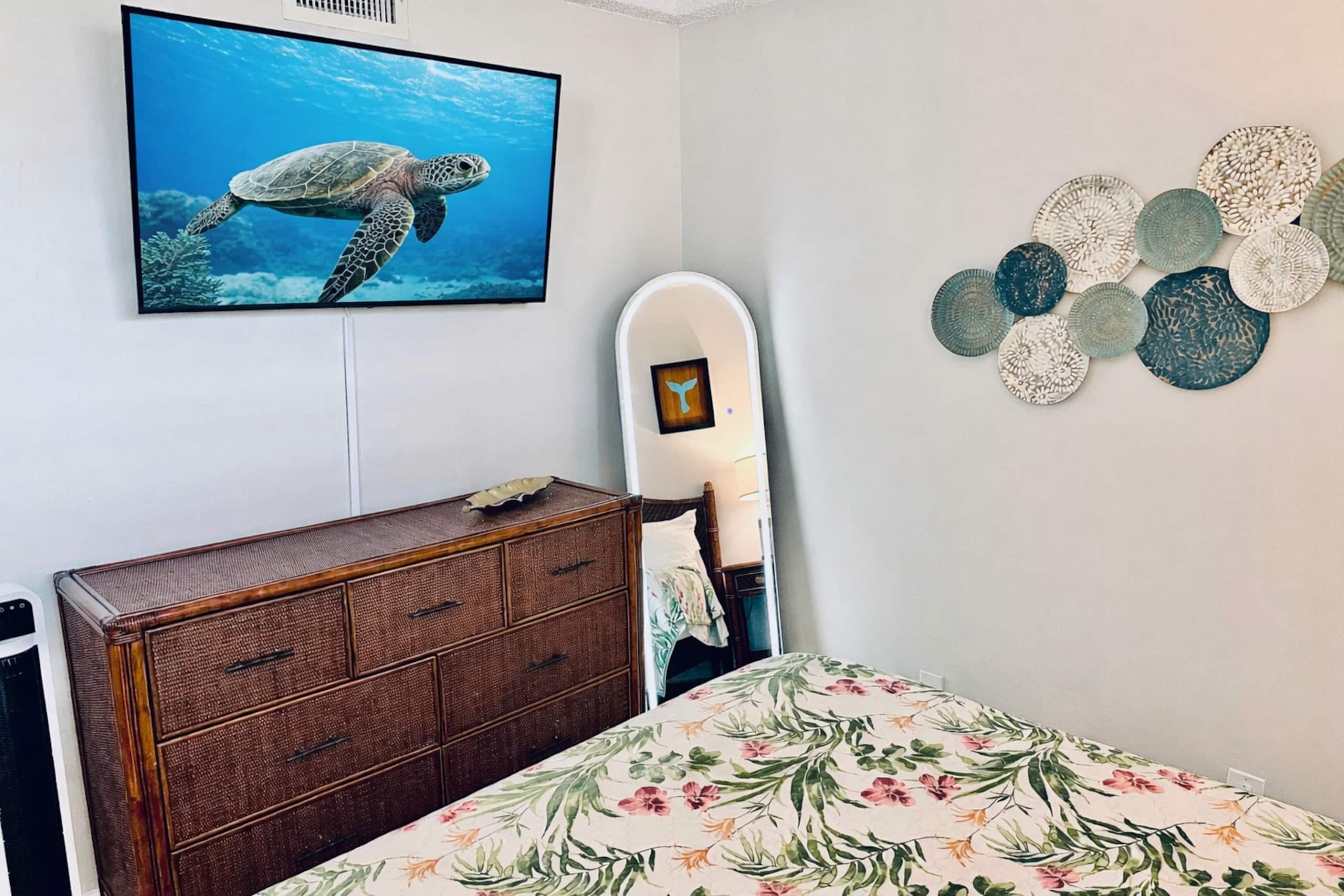 Condo in Lahaina · ★4.97 · 1 bedroom · 2 beds · 1 bath - Image 25