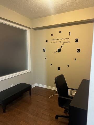 4 Bedroom Luxury Barrhaven House gallery image 5