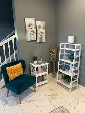 Miss Eileen’s House! Luxury 3BDR Home in Columbus!