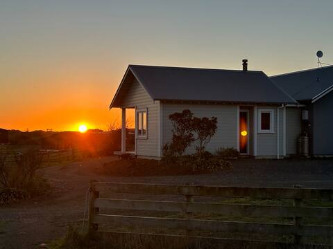 Waikawa Beach farm guest house, Levin
