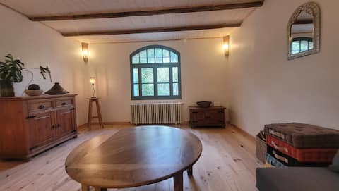 Top performing Airbnb: house with garden in Vaison La Romaine