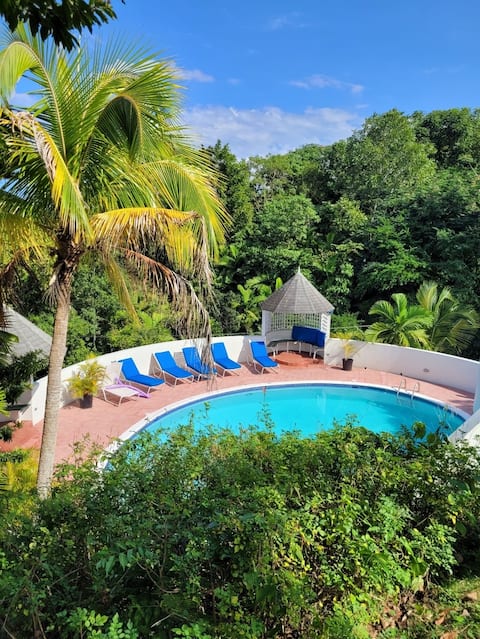 Escape to 8 Rivas Hideaway