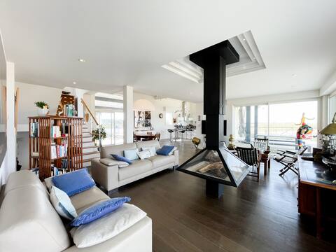Top Airbnb: Exceptional villa, facing the sea in Seignosse