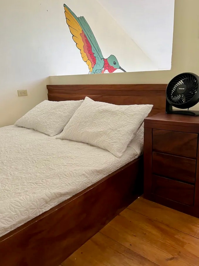 غرفة النوم 9 في كاسيتا الكبيرة (في شقة علوية تطل على الوادي)