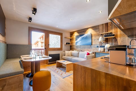 Popular Airbnb listing: PEARL HAVEN • 4 beds • Ski-in/Ski-out in Les Allues