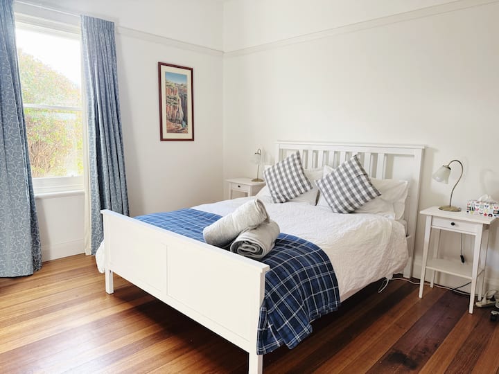 საძინებელი 2