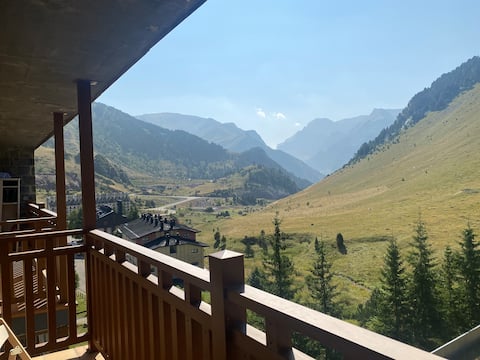Ski & Mountain: Cozy Apartment in Candanchú