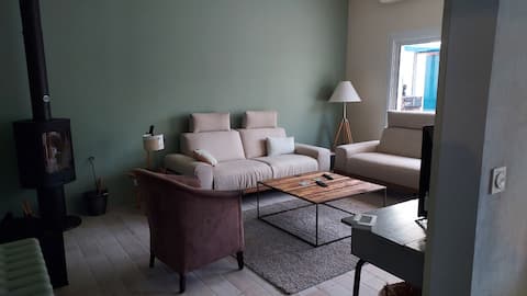 Successful Airbnb property: Family-friendly beach house in Ploemeur