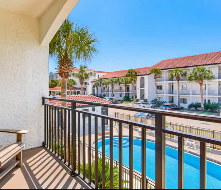 Condo At 30a |Private Beach|pool View| New Sofa - Seaside, FL
