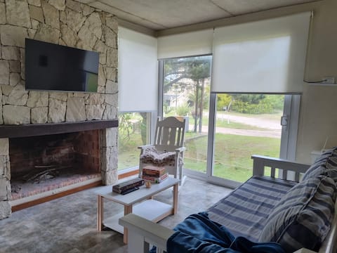 Popular Airbnb listing: House 80 meters from the sea in Mar De Las Pampas
