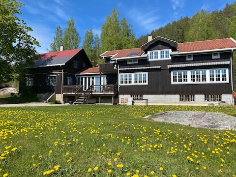 Unique villa with a view to the Telemark Canal