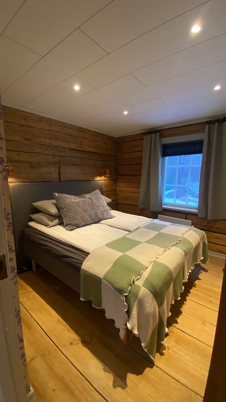 Dvojlôžko 180 x 200