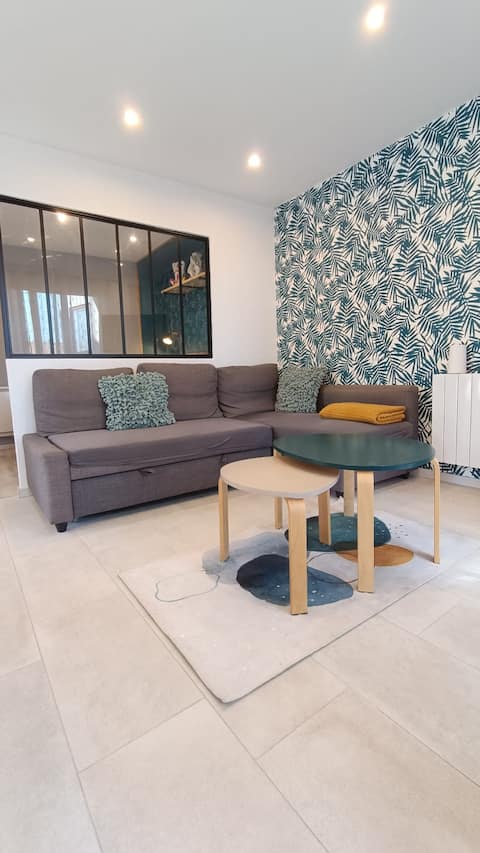 Detached house apartment