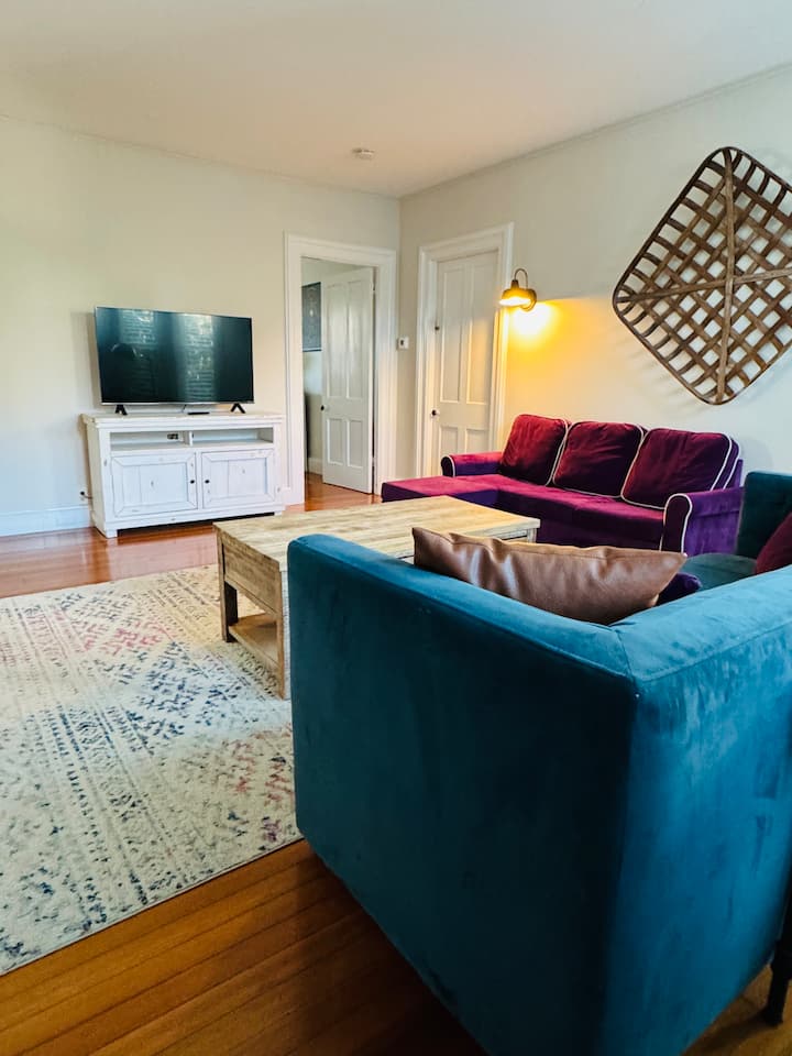 Salt & Stone House 1 Bedroom Boho Getaway Sleeps 3 - Jonathan Edwards Winery