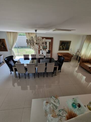 Gated 4 AC-Suites & Pool BBQ Soccer Pizza Garage gallery image 4