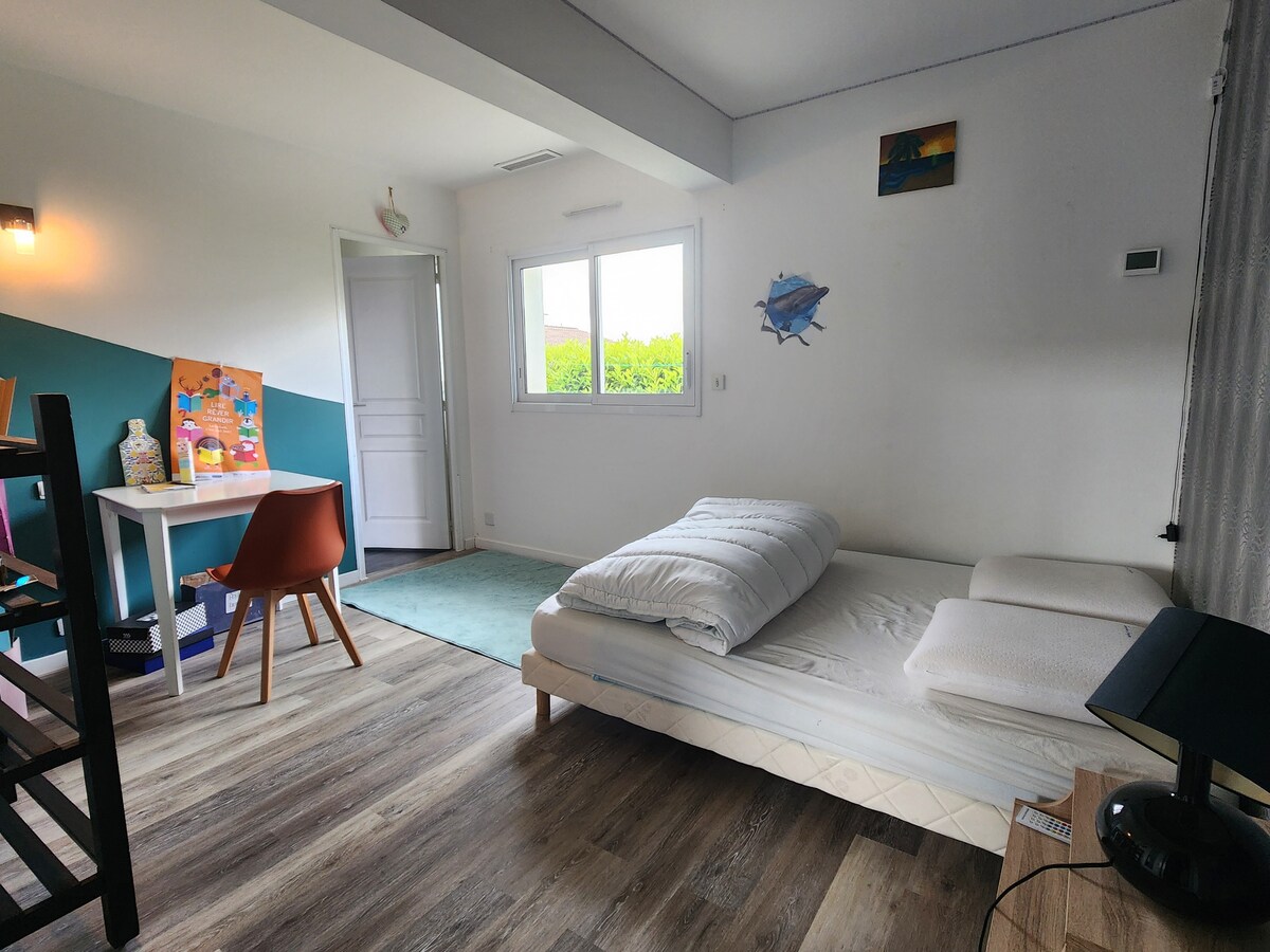 غرفة النوم 2