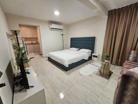 Elegant studio Fully Equipped