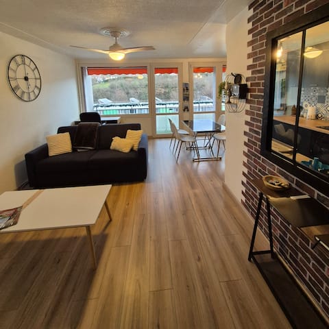 Cozy 2-room, secure parking