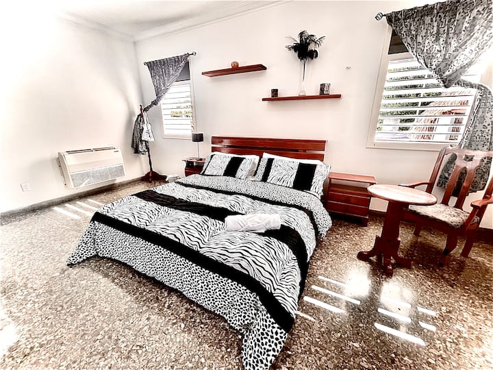 საძინებელი 1