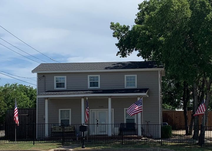 Entire house in Rail District