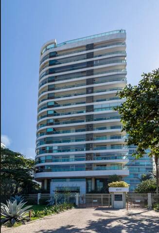 The Best in São Conrado gallery image 3