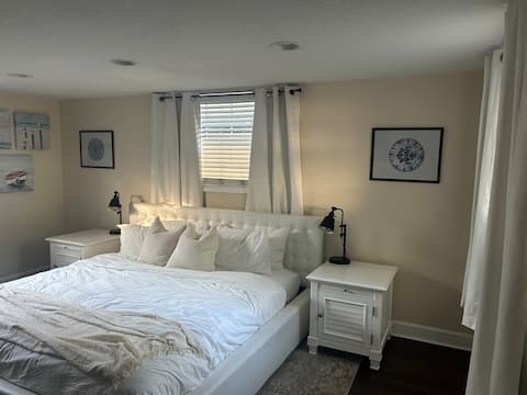 Top performing Airbnb: ‘Murray Hillton’-Guest suite with private access in Murray Hill