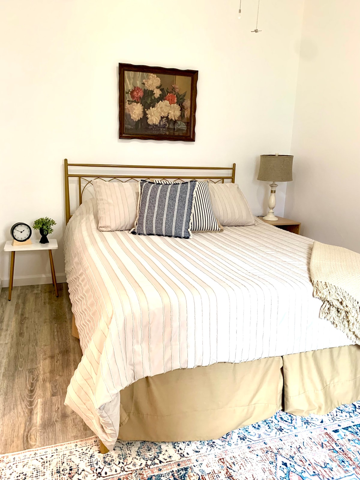 Queen sized bed with a plush memory foam mattress 