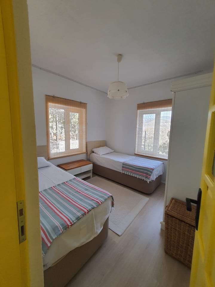 غرفة النوم 2