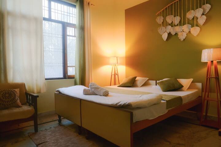 Spavaća soba 1