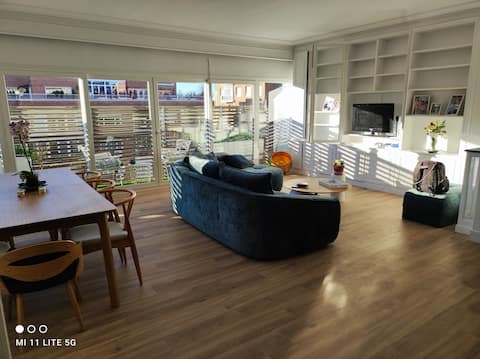 Anuncio de Airbnb popular: Beautiful 4 bedroom apartment en Madrid