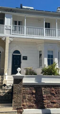 Central Simon’s Town Cottage gallery image 3