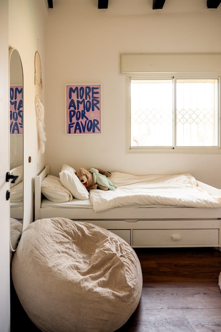 غرفة النوم 2