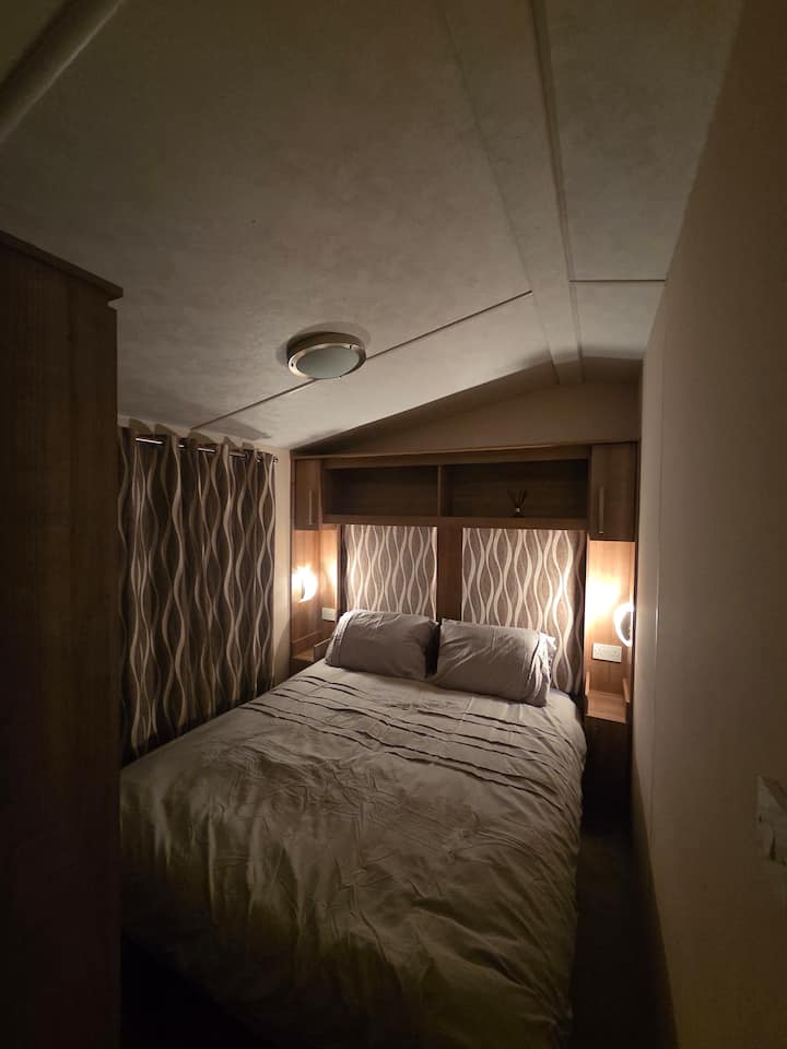 საძინებელი 3