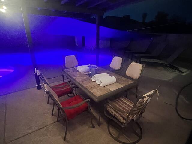 Casita vegas with Pool gallery image 2