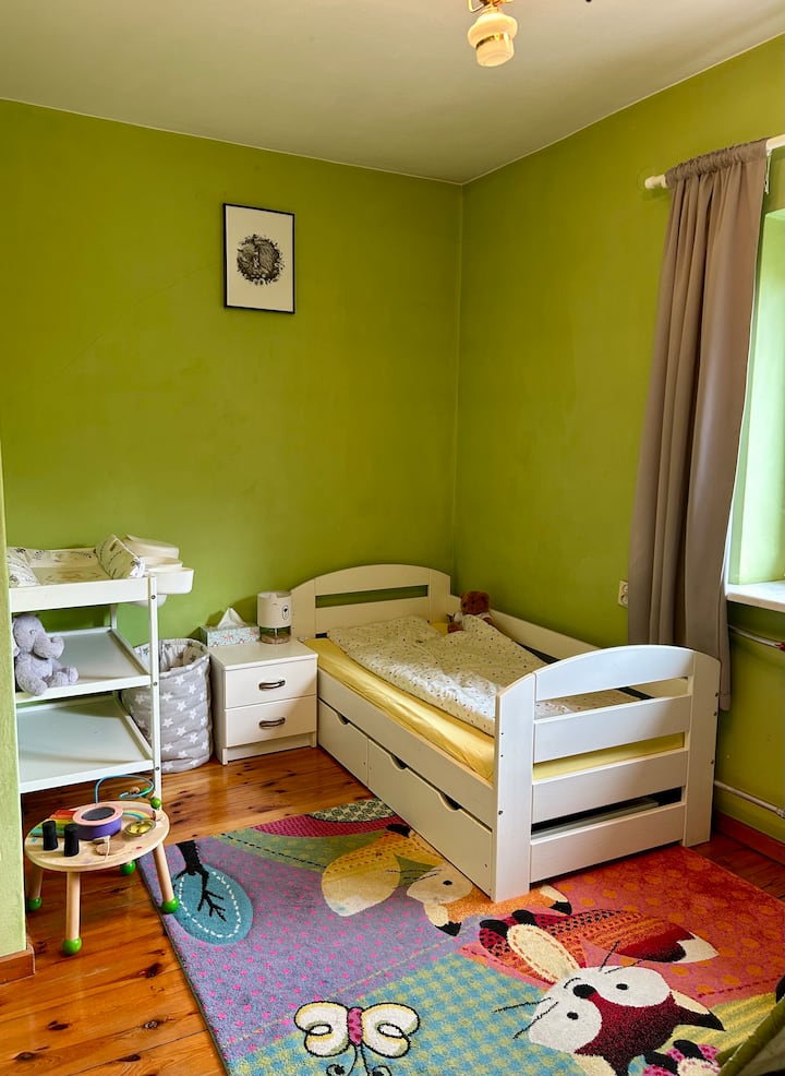 თოთო ოთახი